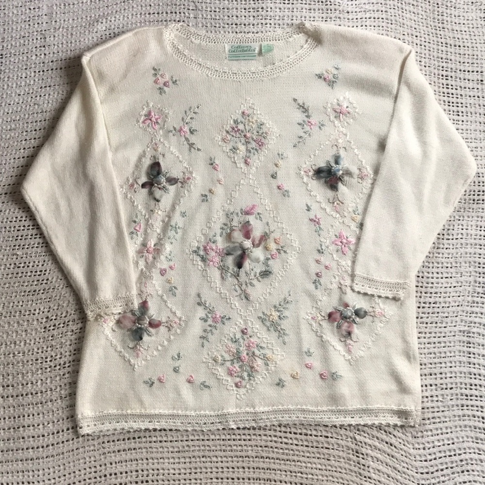 VTG Colleen’s Collectables MEDIUM Floral Sweater Cottage Grandma Embroidered